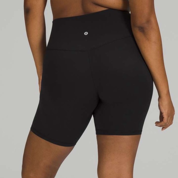Lululemon Align HR Short 8” *Logo - Picture 2 of 8